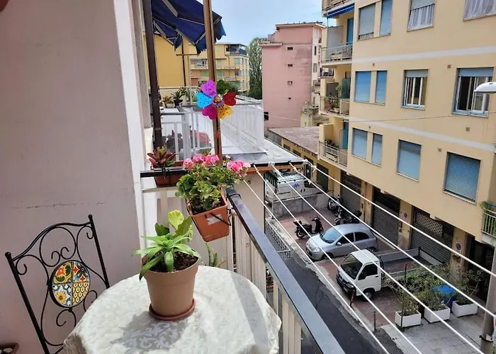 Bilocale: 5 Minuti Dall\'Ariston
