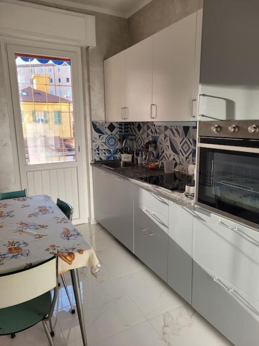 Bilocale: 5 Minuti Dall'ariston Appartement *
